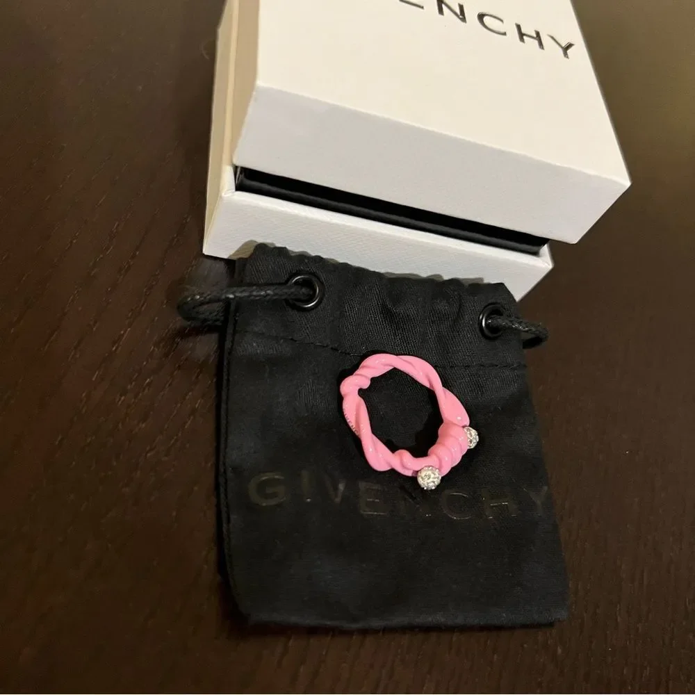 Givenchy Twisted Ring In Metal With Crystals Bubblegum Size 9/60